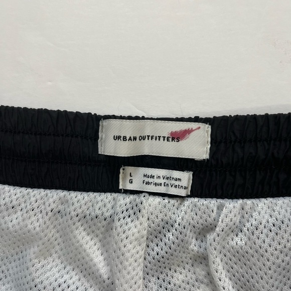 Urban Outfitters Parachute Track Pants Black and White Print Size Large - Picture 3 of 9